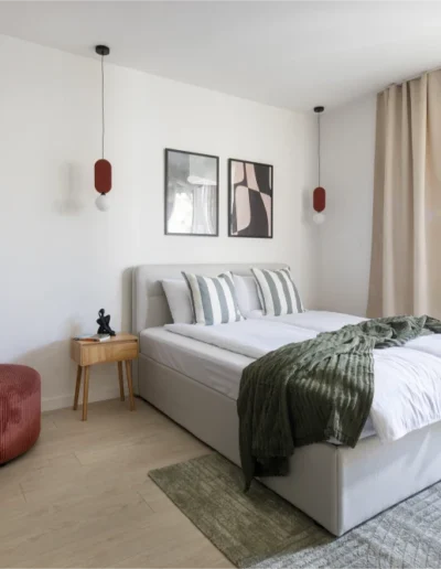 home staging után zöld - terrakotta berendezéssel