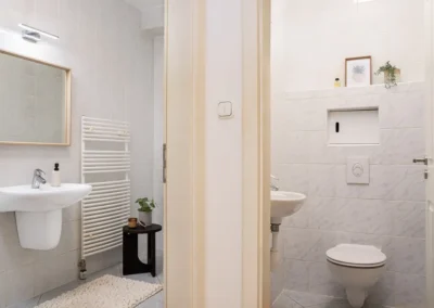 home staging ingatlanmenedzsment fürdőszoba wc felkészítve eladásra